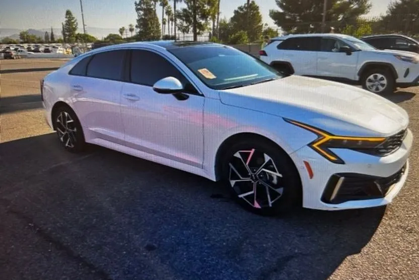2025 Kia K5 EX photo 1
