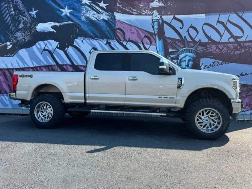 2018 Ford F-250 photo 1