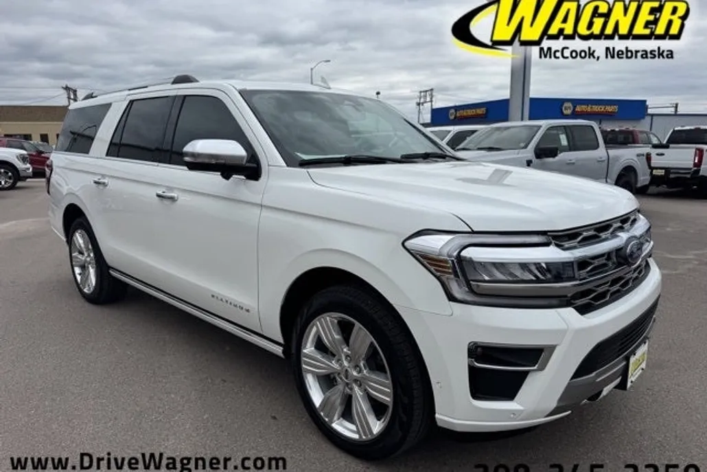 2024 Ford Expedition MAX Platinum photo 1