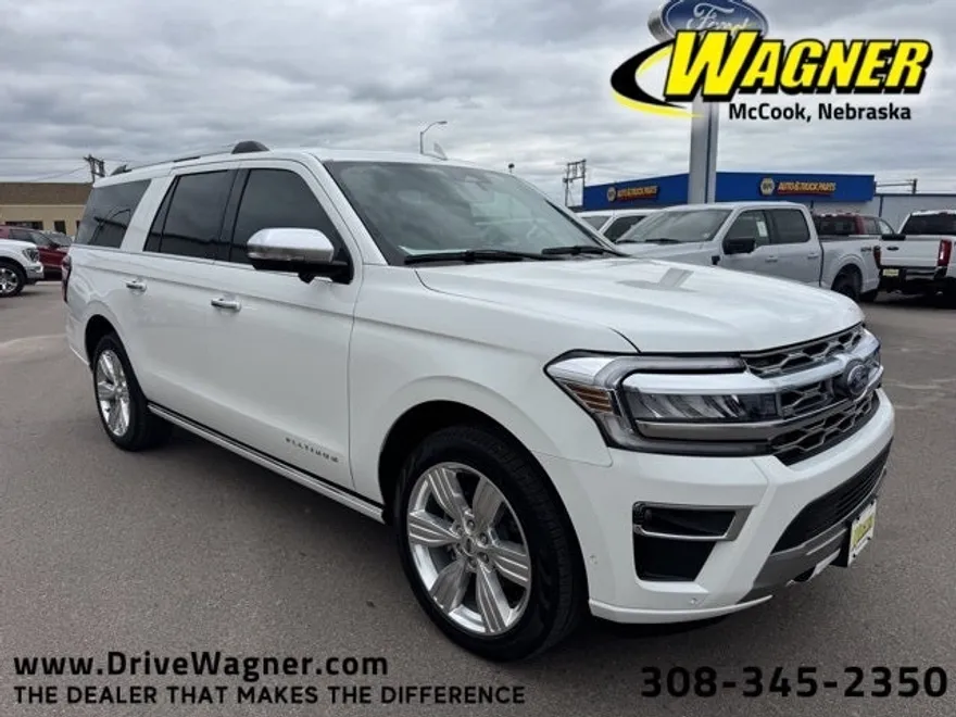 2024 Ford Expedition MAX Platinum photo 1