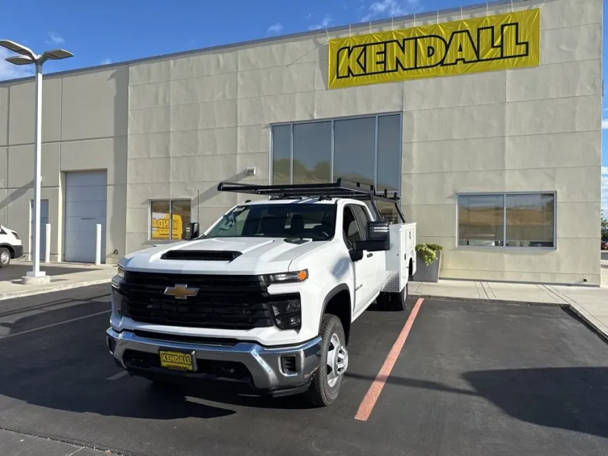 2025 Chevrolet Silverado 3500HD Work Truck photo 1