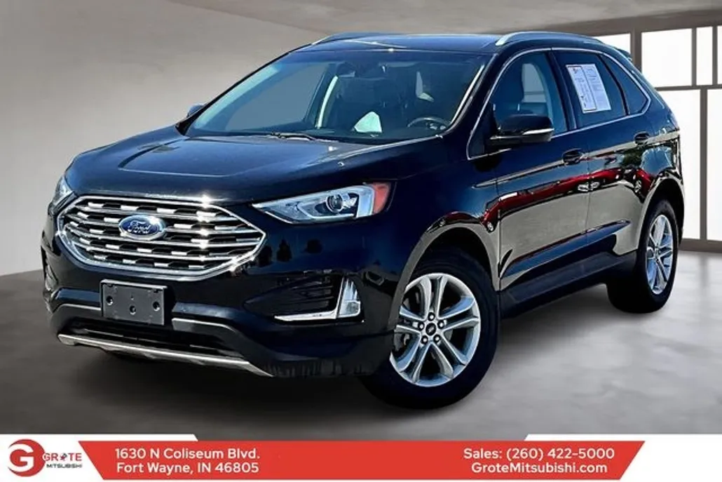 2019 Ford Edge SEL photo 1
