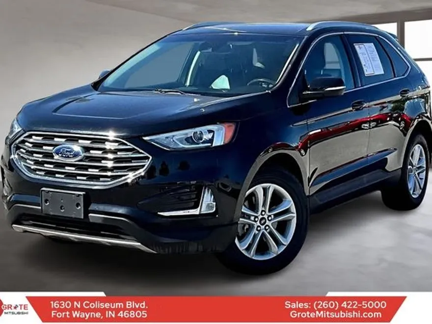 2019 Ford Edge SEL photo 1