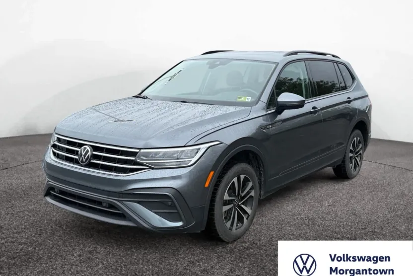 2023 Volkswagen Tiguan S photo 1