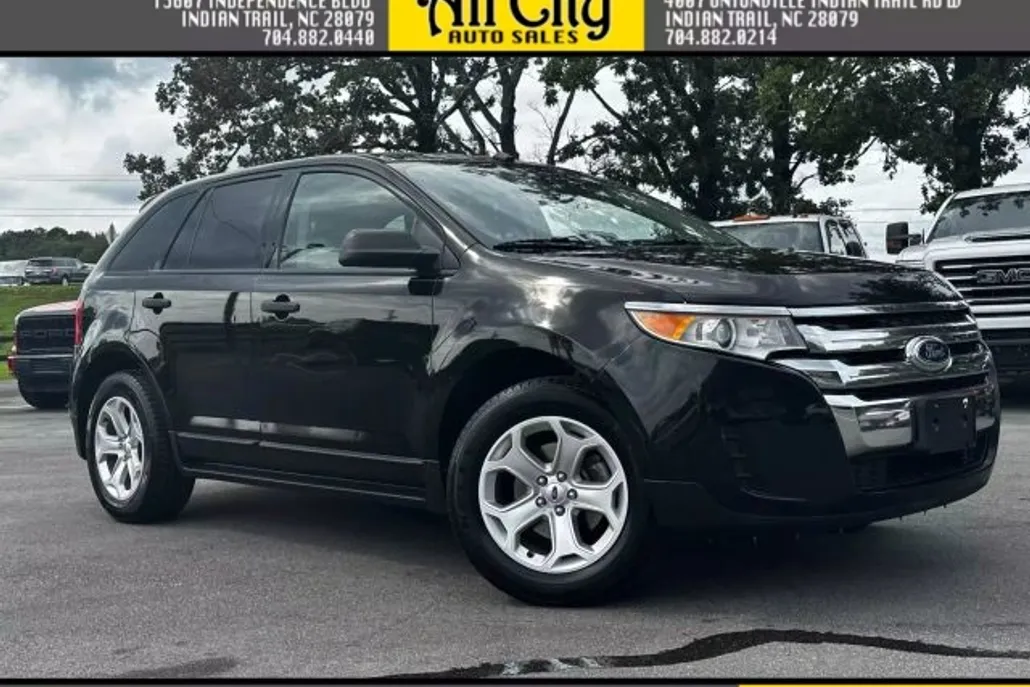2013 Ford Edge SE Sport photo 1