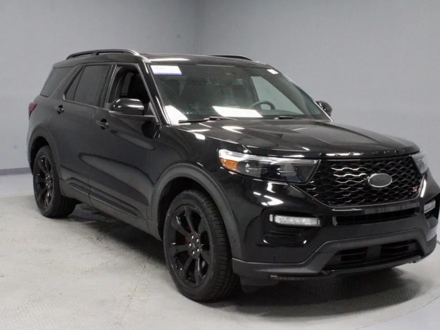 2021 Ford Explorer ST photo 1