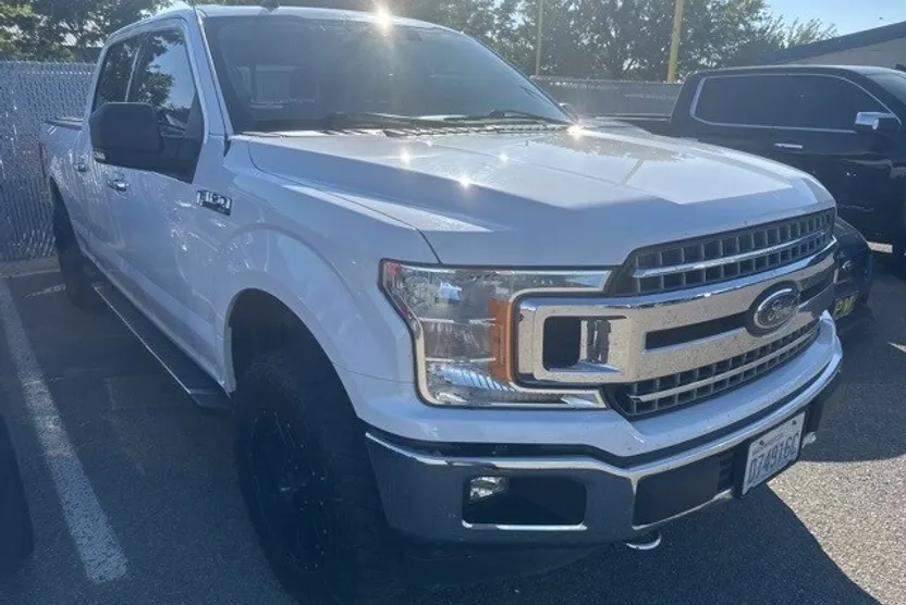 2019 Ford F-150 XLT photo 1
