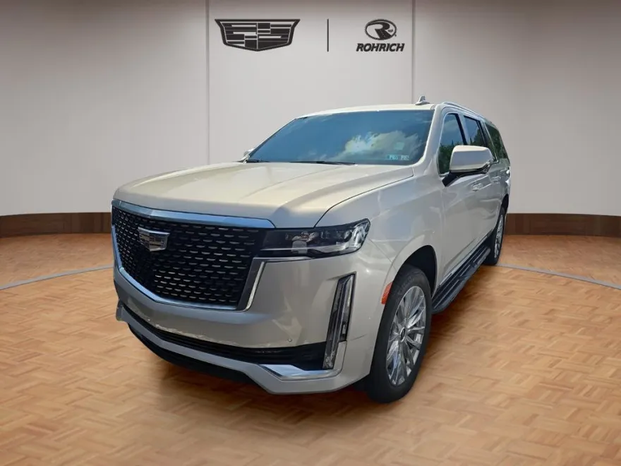 2022 Cadillac Escalade ESV Premium Luxury photo 1