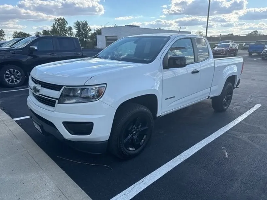 2016 Chevrolet Colorado LT photo 1