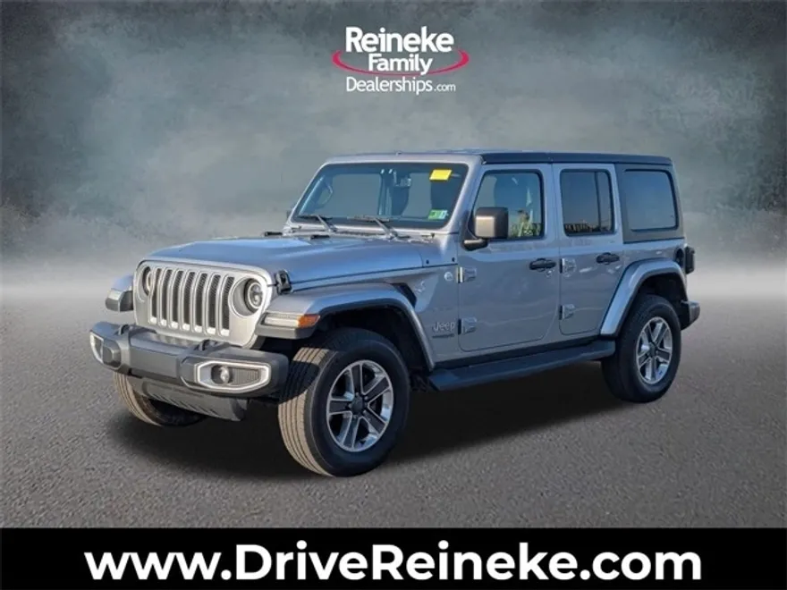 2018 Jeep Wrangler Unlimited Sahara photo 1