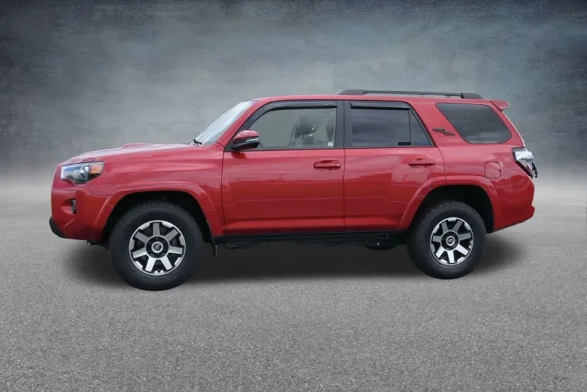 2022 Toyota 4Runner TRD Off-Road Premium photo 1