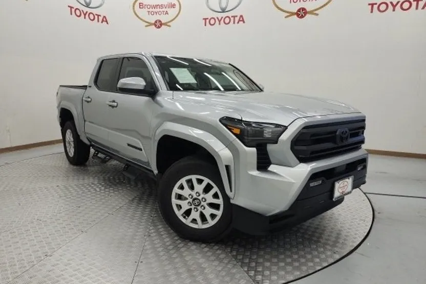 2024 Toyota Tacoma SR5 photo 1