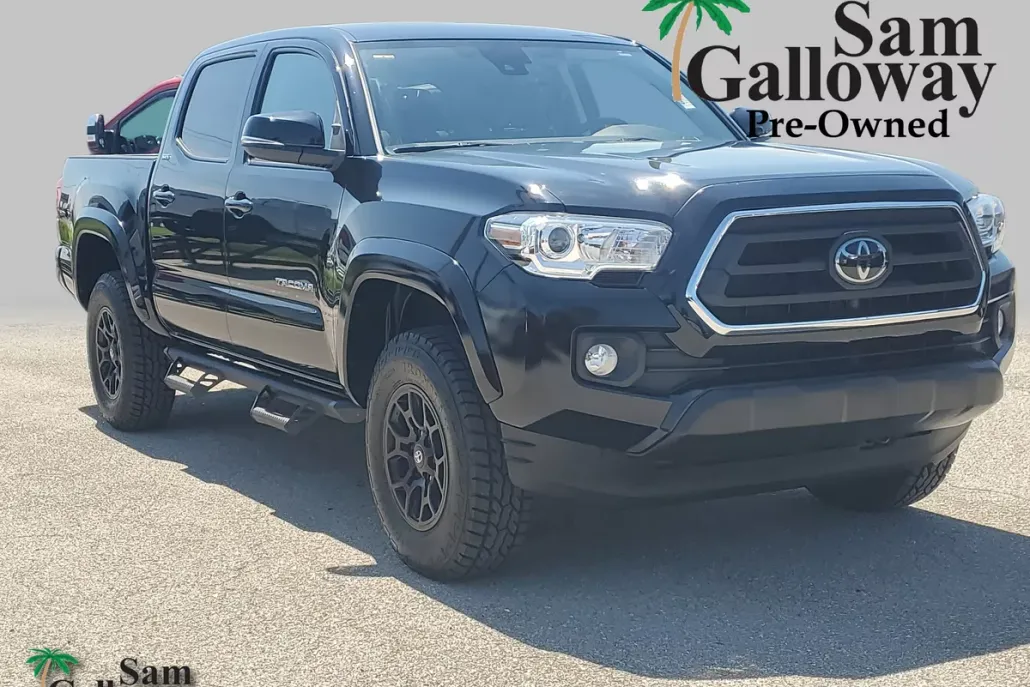 2022 Toyota Tacoma SR5 Short Bed photo 1