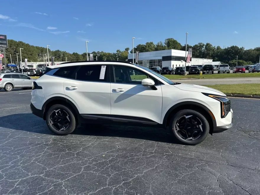 2026 Kia Sportage Hybrid EX photo 1