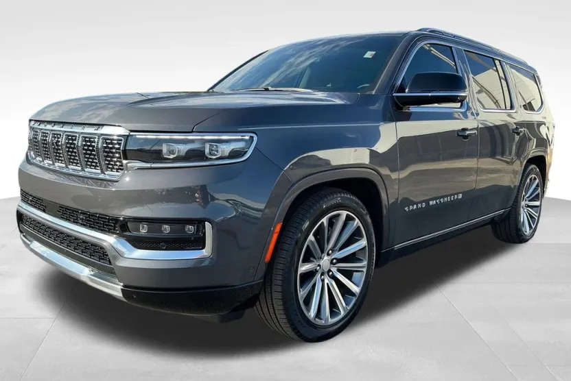 2023 Jeep Grand Wagoneer Base photo 1