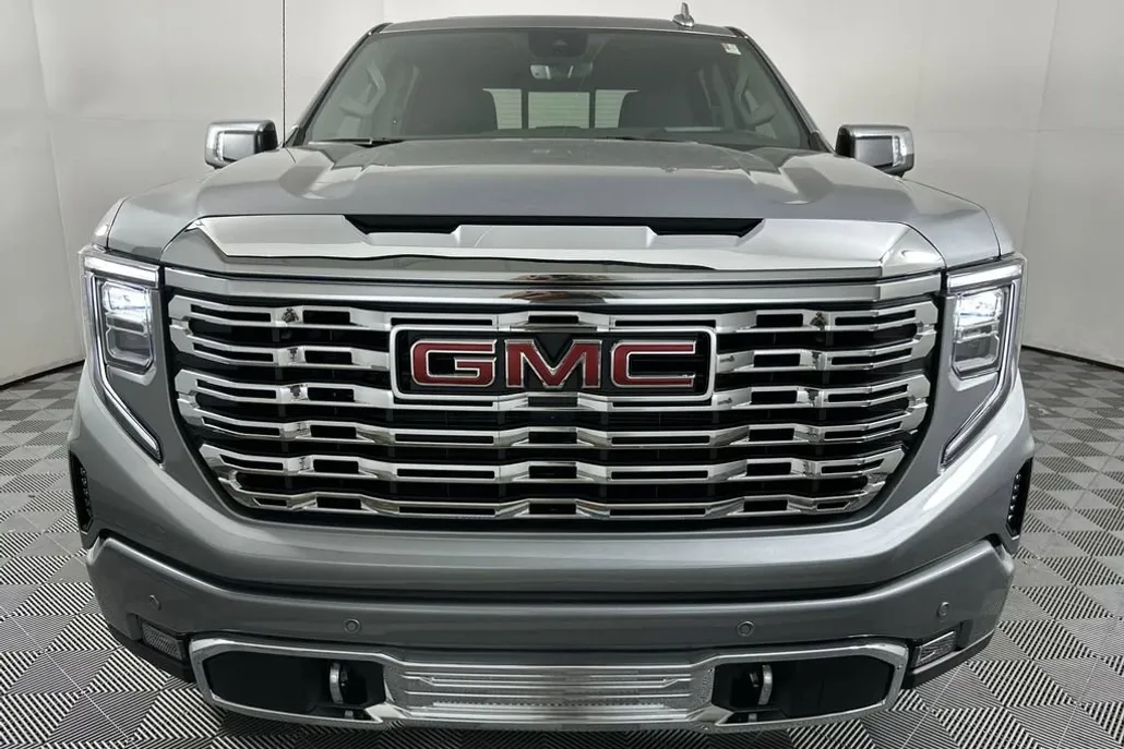 2025 Gmc Sierra 1500 Denali photo 1