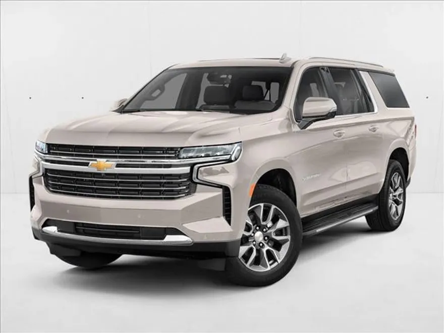 2023 Chevrolet Suburban LT photo 1