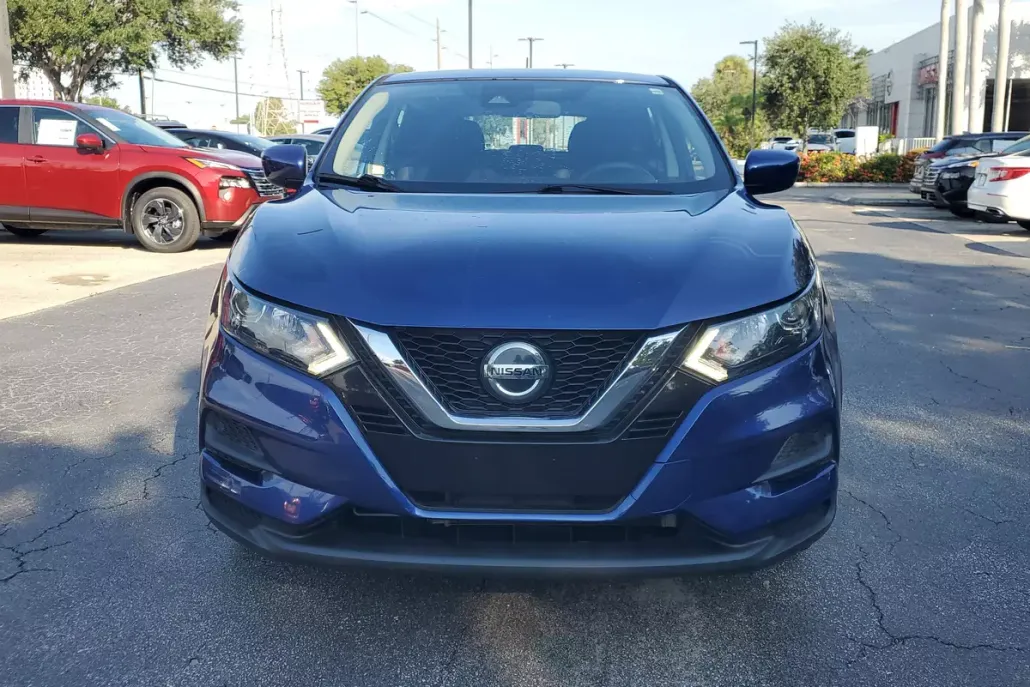 2020 Nissan Rogue Sport S photo 1