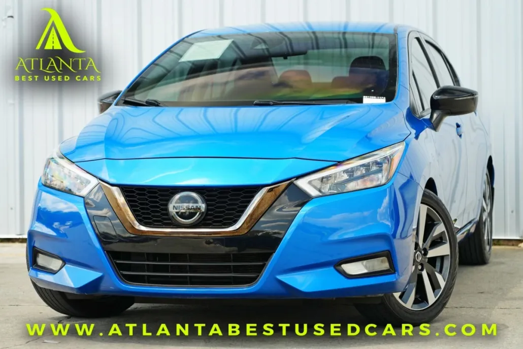 2020 Nissan Versa SR photo 1