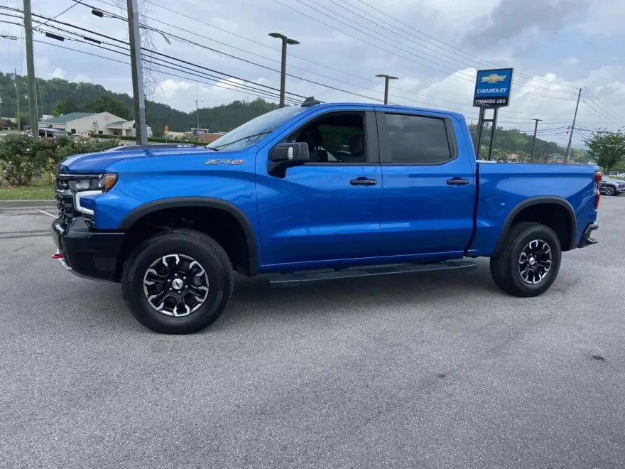 2022 Chevrolet Silverado 1500 ZR2 photo 1