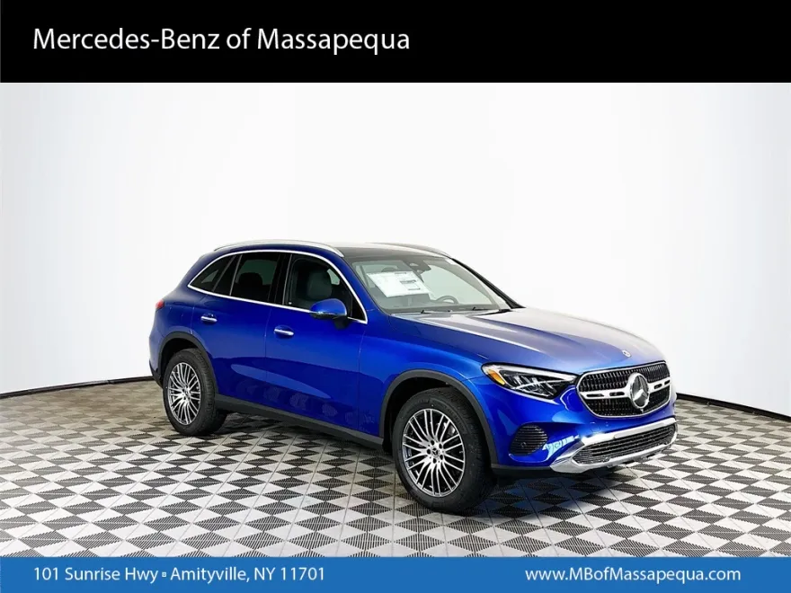 2026 Mercedes Benz GLC 300 4MATIC photo 1