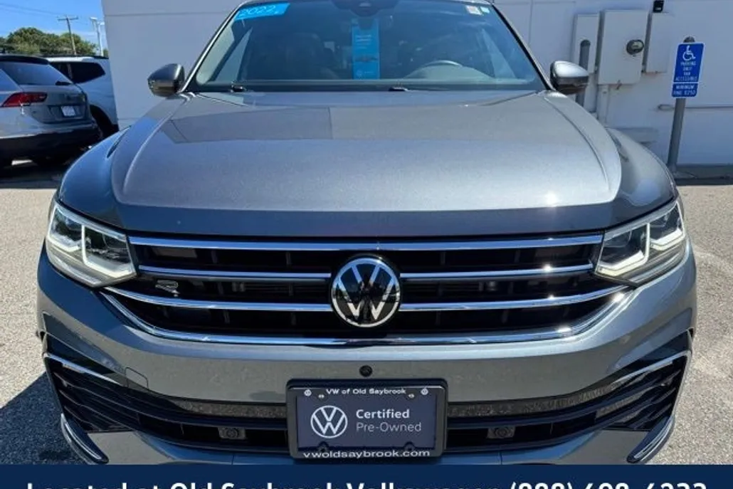 2022 Volkswagen Tiguan SEL Premium R-Line photo 1