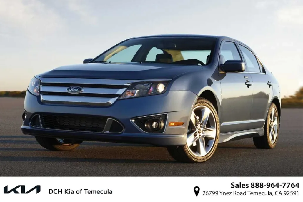 2012 Ford Fusion SE photo 1