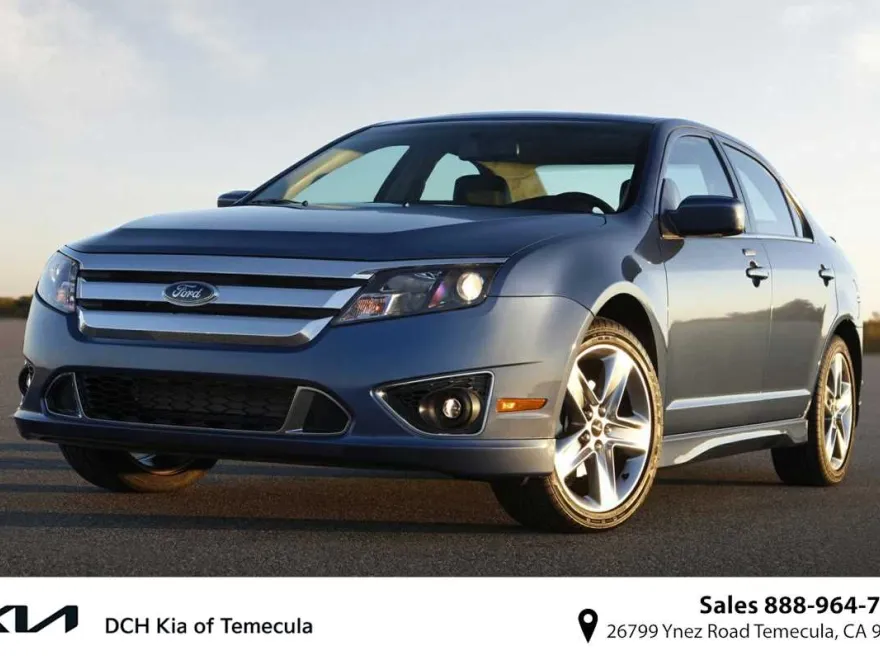 2012 Ford Fusion SE photo 1