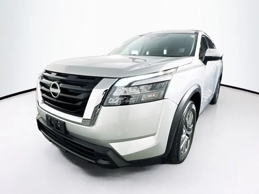 2024 Nissan Pathfinder SV photo 1
