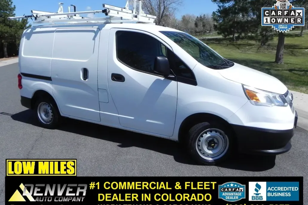 2015 Chevrolet Express Cargo LS photo 1