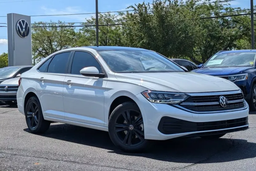 2024 Volkswagen Jetta 1.5T SE photo 1