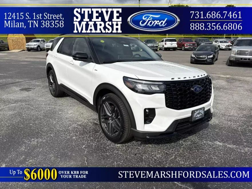 2025 Ford Explorer ST-Line photo 1