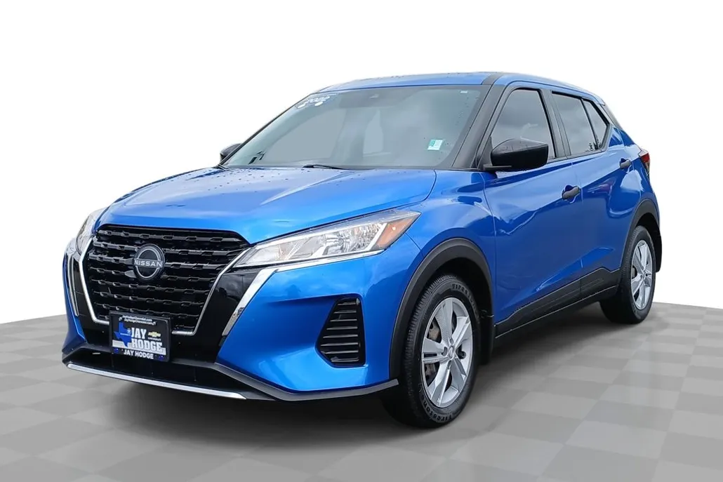2022 Nissan Kicks S photo 1