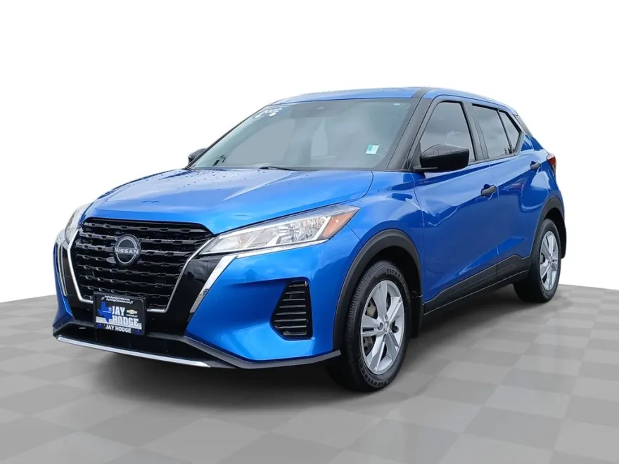 2022 Nissan Kicks S photo 1