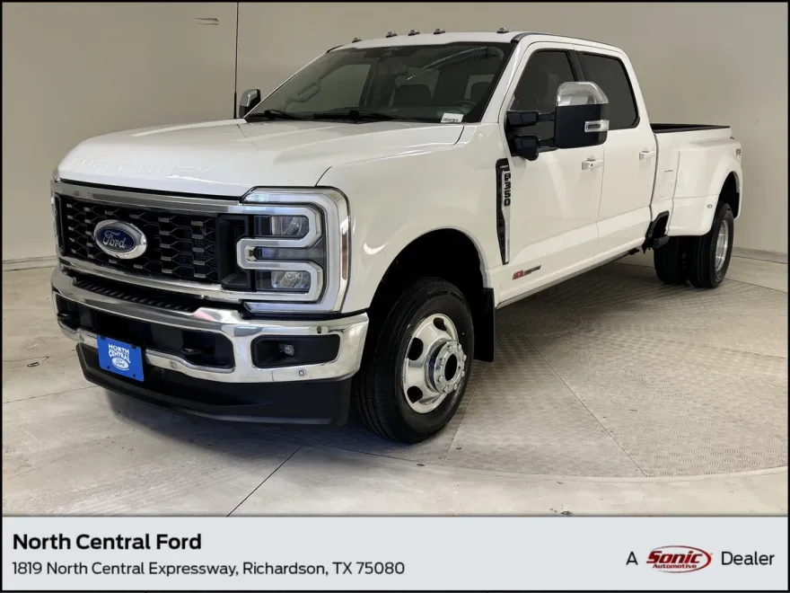 2024 Ford F-350 Lariat photo 1