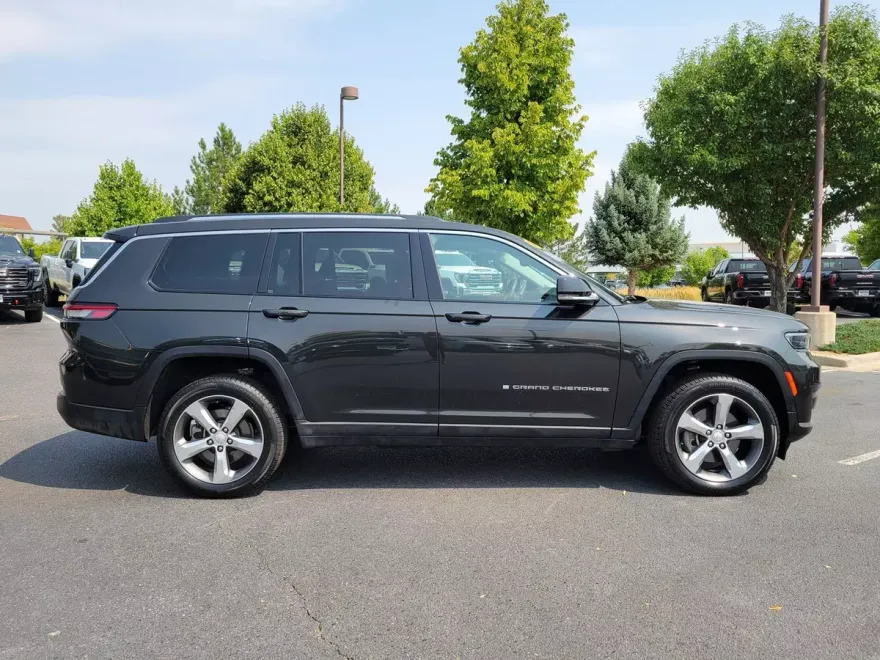 2021 Jeep Grand Cherokee Limited photo 1