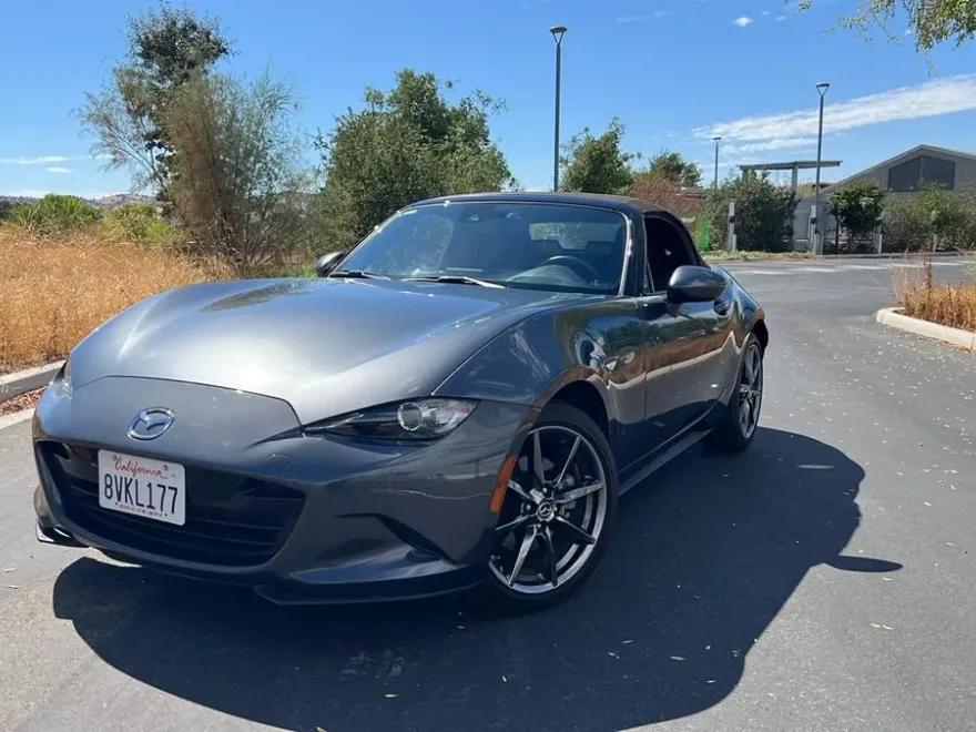 2019 Mazda MX-5 Miata Grand Touring photo 1