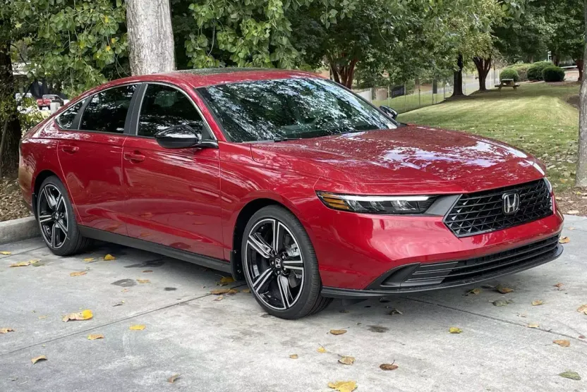 2025 Honda Accord Hybrid Sport photo 1