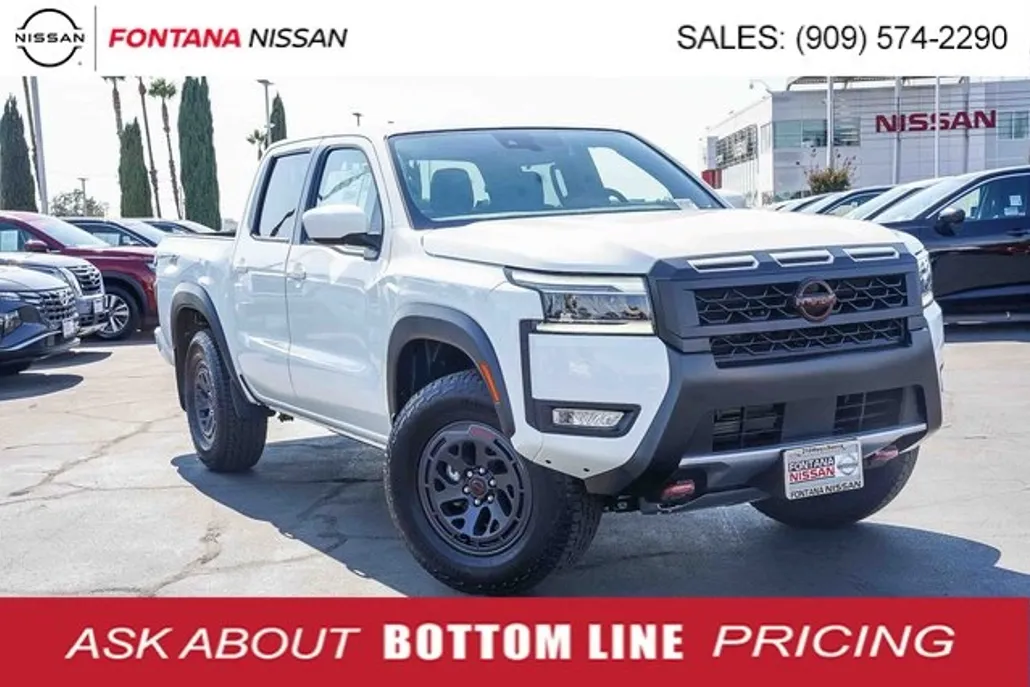 2025 Nissan Frontier PRO-4X photo 1