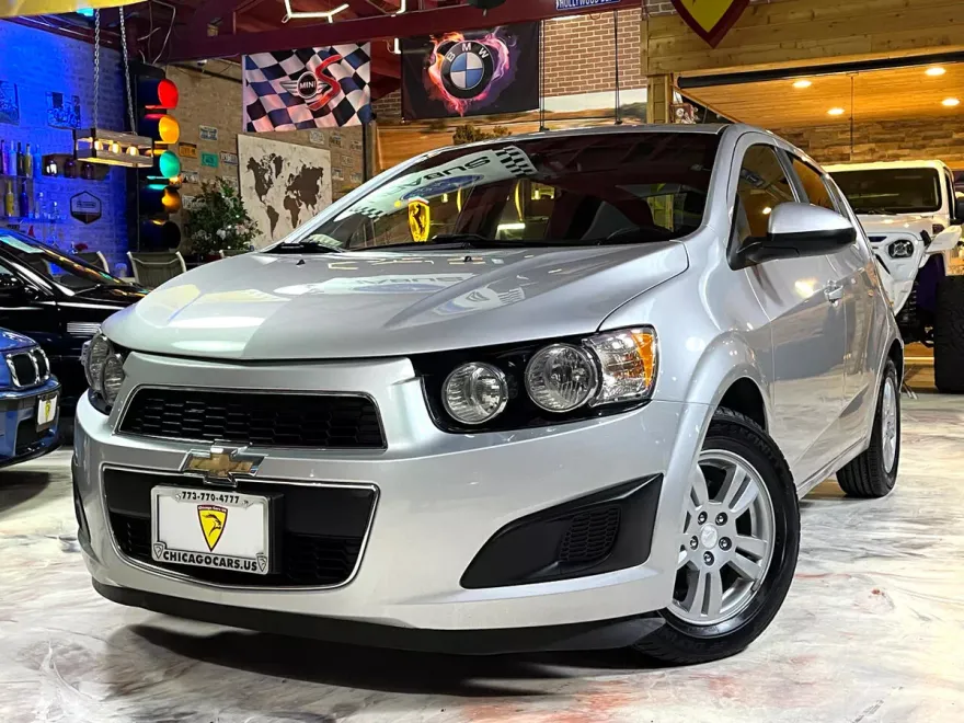 2014 Chevrolet Sonic LT photo 1