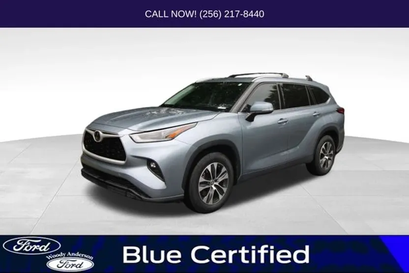 2021 Toyota Highlander XLE photo 1