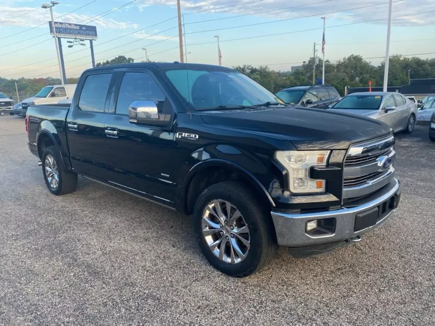 2015 Ford F-150 Lariat photo 1