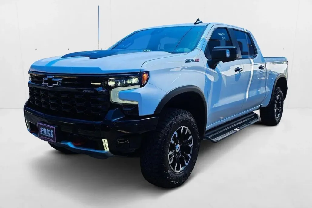 2024 Chevrolet Silverado 1500 ZR2 photo 1