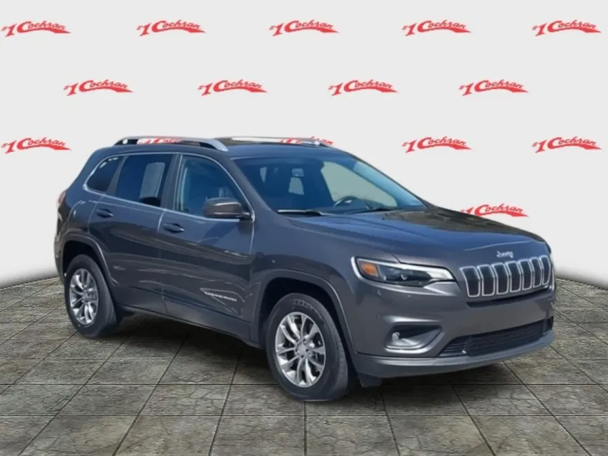 2019 Jeep Cherokee Latitude photo 1