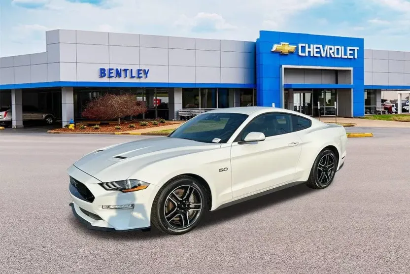 2023 Ford Mustang GT photo 1