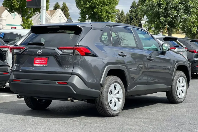 2025 Toyota RAV4 LE photo 1