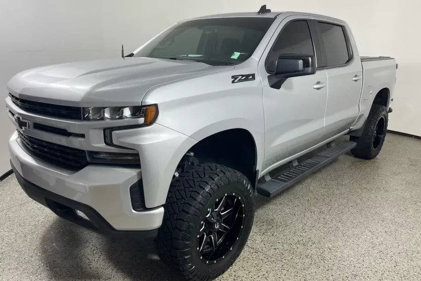 2021 Chevrolet Silverado 1500 RST photo 1