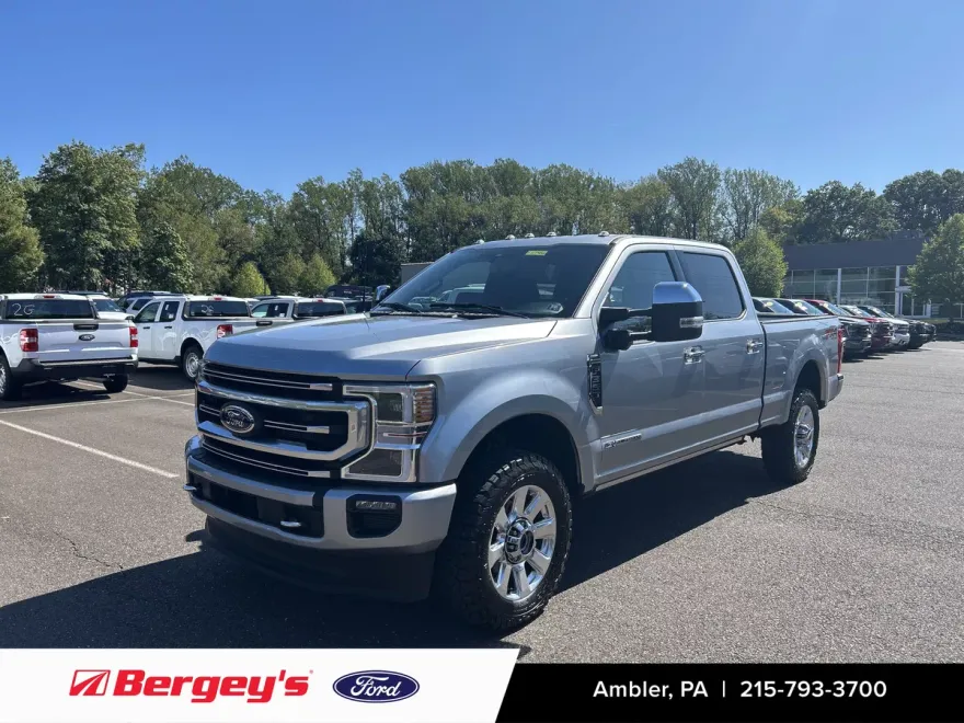 2022 Ford F-350 Platinum photo 1