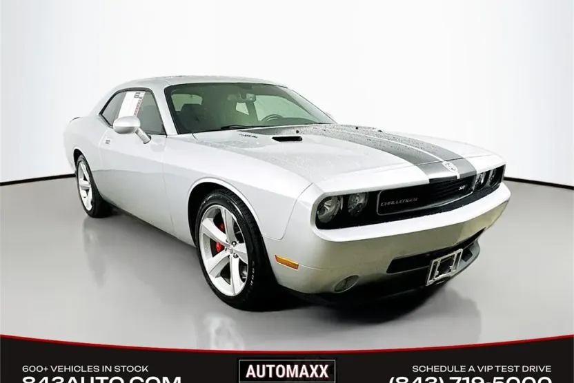 2008 Dodge Challenger SRT8 photo 1
