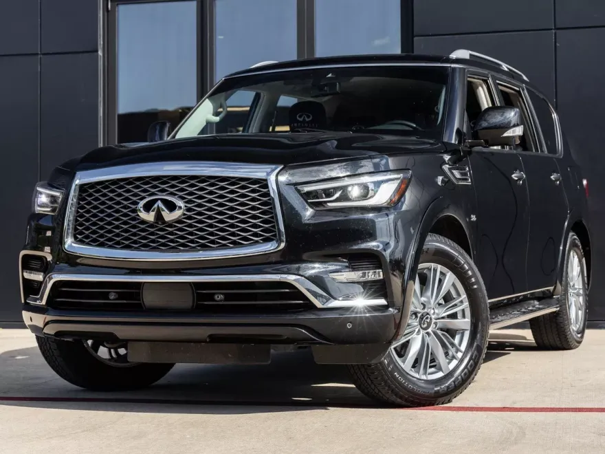 2020 Infiniti QX80 Luxe photo 1